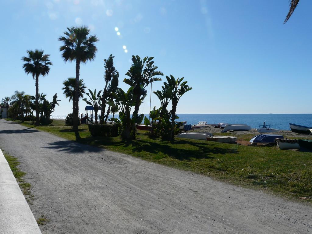 Atico En Rincon De La Victoria Apartment ภายนอก รูปภาพ